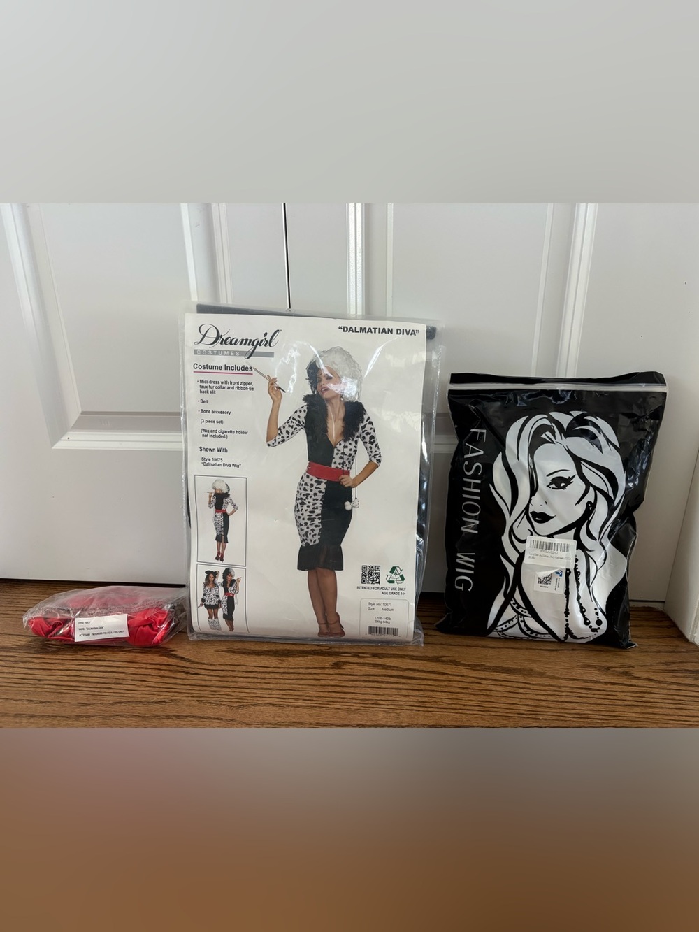 Dreamgirl Black, White & Red Cruella Deville Costume
